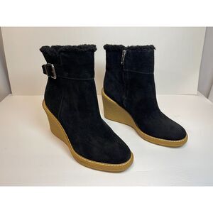 NWOB Franco Sarto, women's 7.5M Ulayna Black Suede Ankle Wedge Boots